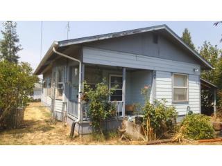 444 Shenandoah St, Roseburg, OR 97471-2563