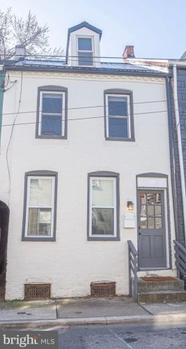 524 Spruce St, Lancaster PA  17603-3314 exterior