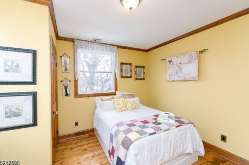 208 High St, Hackettstown NJ  07840-1941 exterior