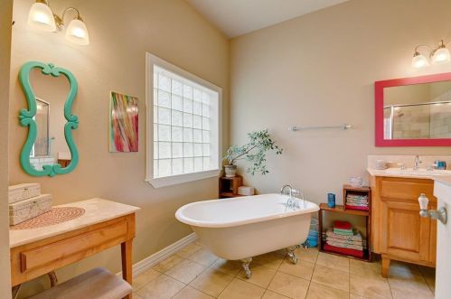 6609 Simmons Rd, Fort Worth TX  76182-4267 exterior