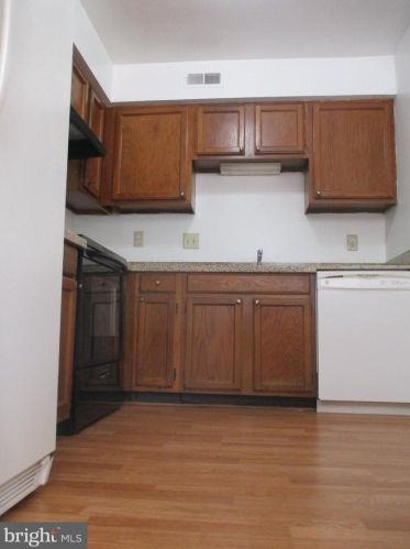 62 Avonshire Ct, Silver Spring MD 20904-6712 exterior