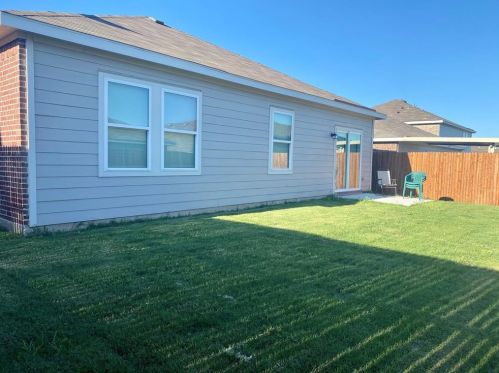5329 Northfield Dr, Fort Worth TX  76179-4274 exterior