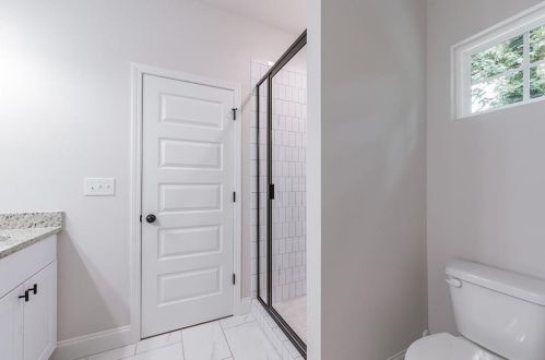 1382 Gus Thornhill Jr Dr, Atlanta GA  30344-3556 exterior