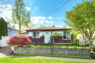3907 Kenyon St, Seattle, WA 98136-2330