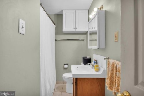 100 Park Ave, Haddonfield NJ 08033-1639 exterior