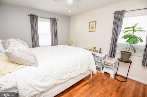 1009 Rosemere Ave, Silver Spring MD 20904-3007 exterior