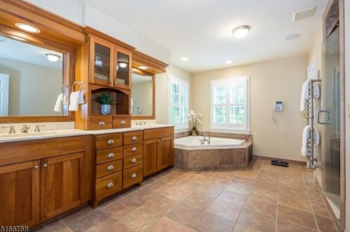 51 Woodland Rd, Dover NJ  07869-4135 exterior