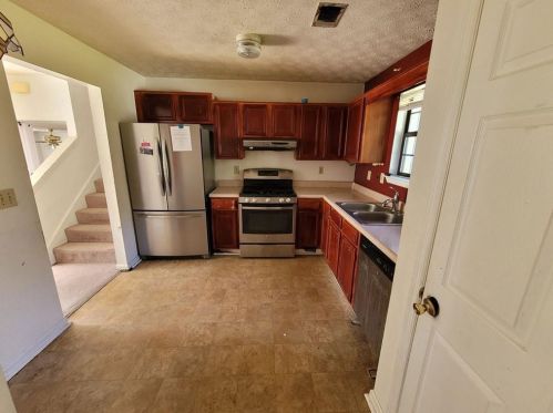 3580 Morning Creek Dr, Atlanta, GA 30349-3591