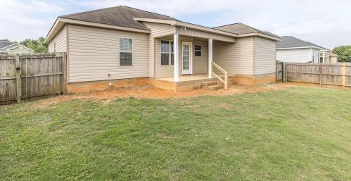 402 Tug Ct, Warner Robins GA  31088-2134 exterior