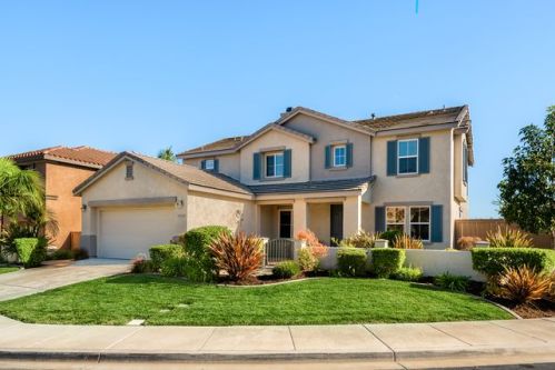 3135 Toopal Dr, Oceanside, CA 92058-7491