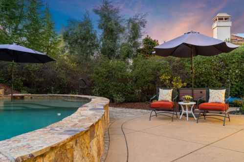 2017 Medici Way, Folsom CA  95762-4154 exterior