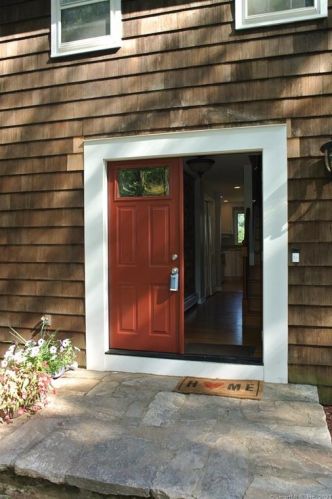 32 Centerview Dr, Huntington, CT 06484-2626