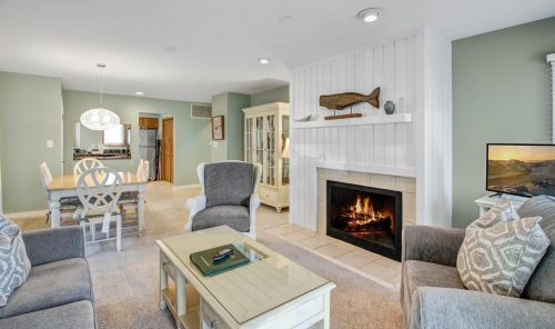 4525 Park Lake Dr, Johns Island, SC 29455-5425