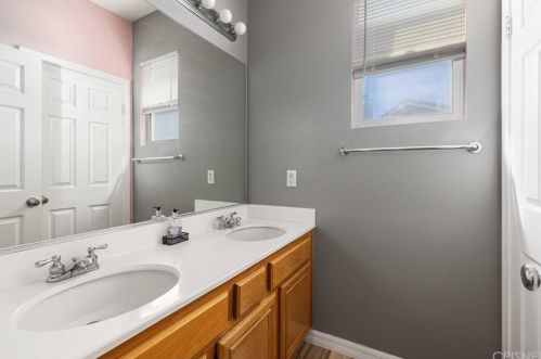 44022 Marbella St, Lancaster CA 93536 exterior