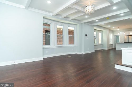 4431 9th St, Philadelphia PA  19140-2227 exterior
