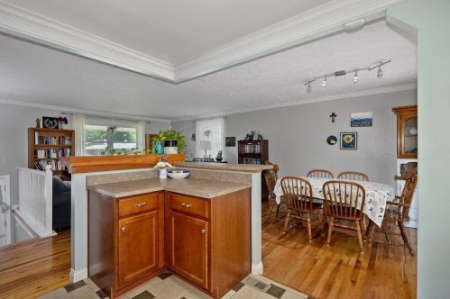 2329 Fairgreen Dr, Cincinnati OH  45238-3230 exterior