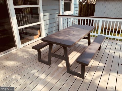 2233 Luzerne Ave, Silver Spring MD 20910-2135 exterior