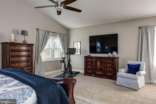 537 Grv St, Haddonfield NJ 08033-1220 exterior