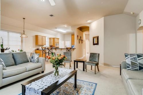 207 Chesapeake Bay Ln, Austin TX  78717-2975 exterior