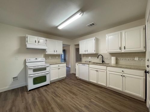5713 Schilder Dr, Fort Worth TX  76114-3230 exterior