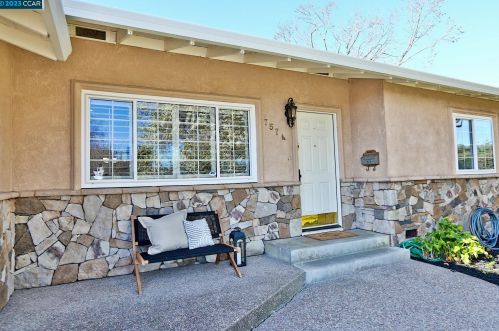 7574 Gardella Dr, Pleasanton, CA 94568-1804