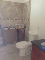 2864 Waialae Ave, Honolulu HI  96826-1829 exterior