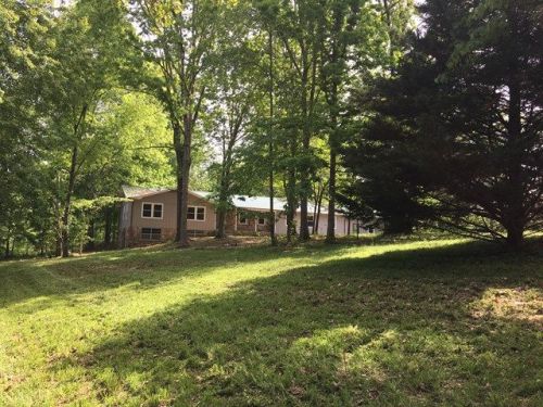 300 Bar Rd, Baxter, TN 38544-4050