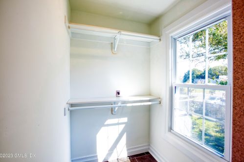 53 Mead Ave, Greenwich CT  06830-6812 exterior