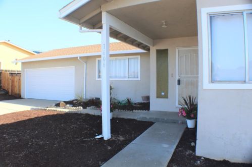 1608 Luzern St, Seaside CA  93955-4514 exterior