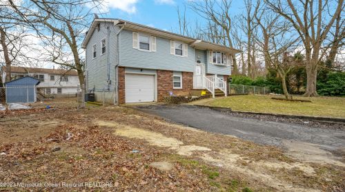 29 Melody Ln, Jackson Twp, NJ 08527-2008