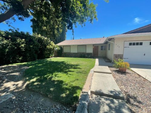 620 Knob Creek Ln, Modesto, CA 95354-2118