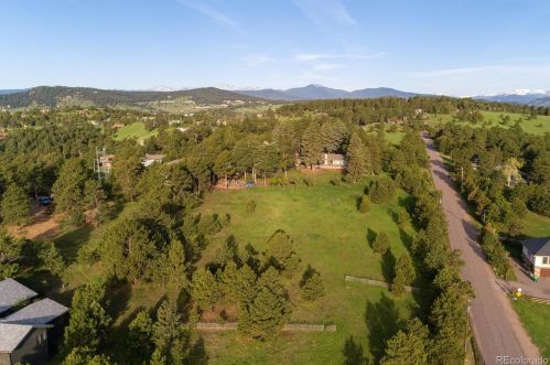 21967 Mountsfield, Lakewood CO 80401 exterior