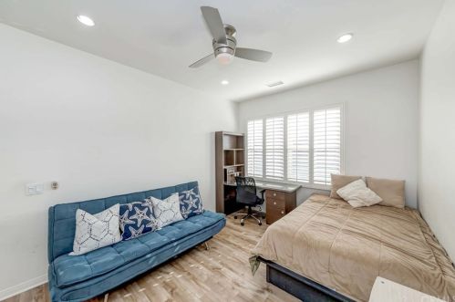 37 Deergrass, Irvine CA  92618-2246 exterior