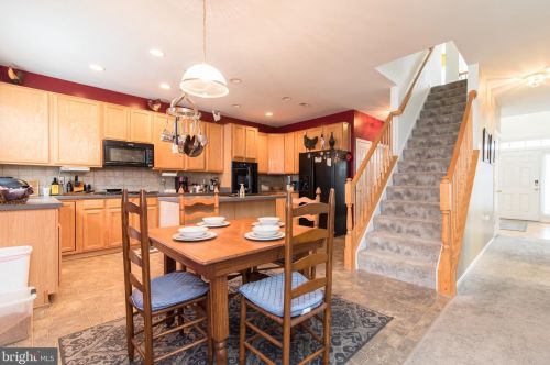 479 Prospect Hl Blvd, Charles Town WV 25414-5498 exterior