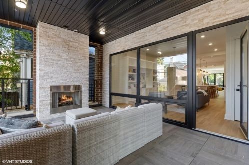 1341 Wrightwood Ave, Chicago IL  60614-1242 exterior