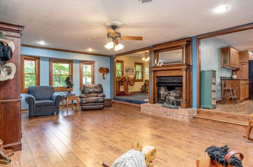 3890 Sundowner Ct, Conyers GA  30094-3870 exterior