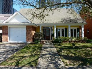 3825 Hullen St, Metairie, LA 70002-1639