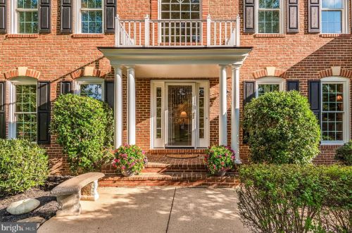 43431 Turnberry Isle Ct, Leesburg, VA 20176-3911
