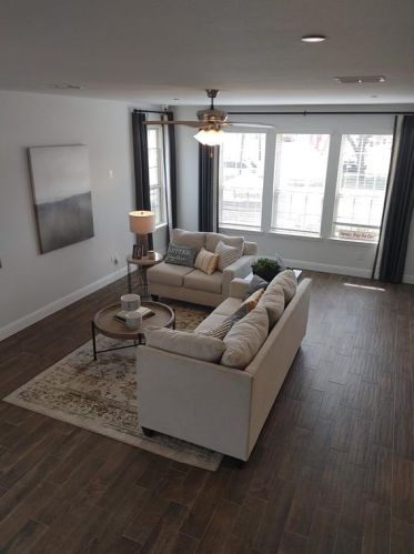 6852 Meadow Crest Dr, Fort Worth TX  76180-6670 exterior