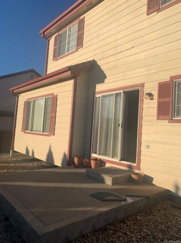 2469 Biscay Ct, Denver, CO 80013-6411