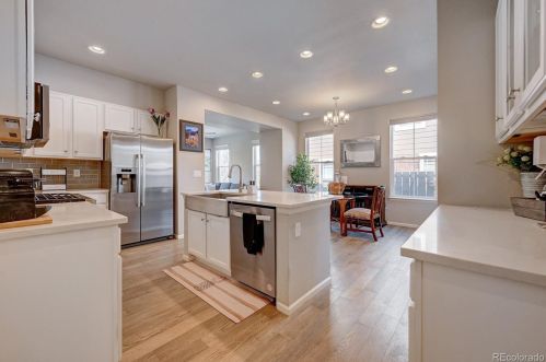 14804 Crestridge Dr, Aurora CO 80015-4207 exterior