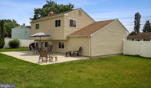 88 Falmouth Rd, Trenton NJ  08620-1515 exterior