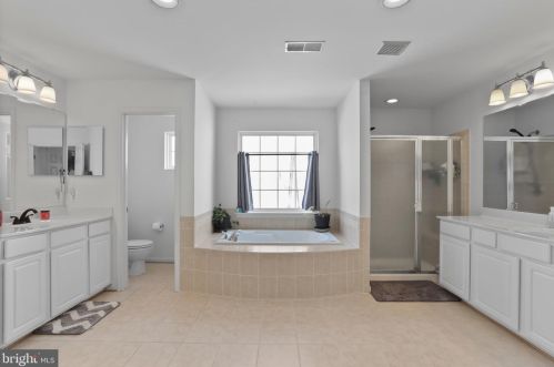 252 Prospect Hill Blvd, Charles Town WV  25414-5082 exterior