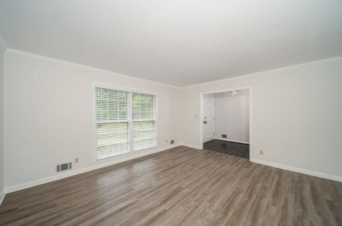 2189 Eastwood Dr, Lithonia GA  30078-2671 exterior