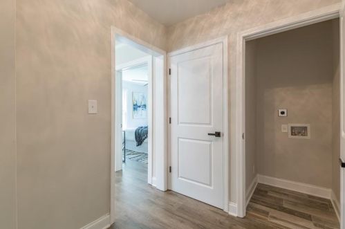 1222 Lorenzo Dr, Atlanta GA  30310-3946 exterior