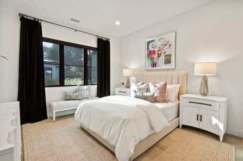 1575 Grant Rd, Los Altos CA  94024-6149 exterior