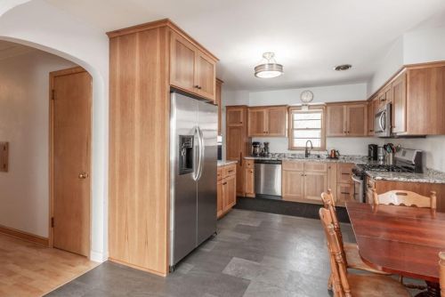 879 Idaho Ave, Saint Paul MN  55117-3469 exterior