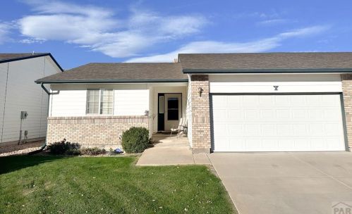 10 Nona Brooks Dr, Pueblo CO  81005-2187 exterior