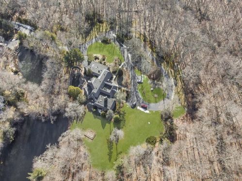 1000 Old Greenwich Dr, Warwick, RI 02818-2438