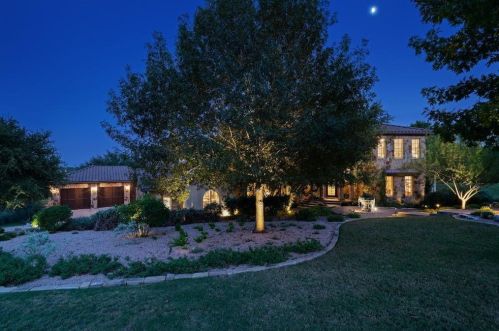 5005 Calabria Ct, Austin TX  78738-6037 exterior